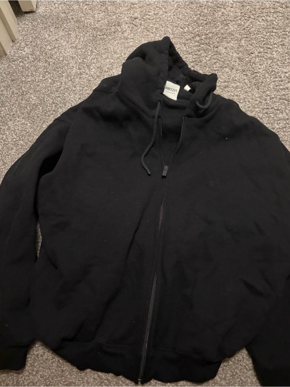 Aritzia Sweatfleece Megafit Black Full-Zip Hoodie